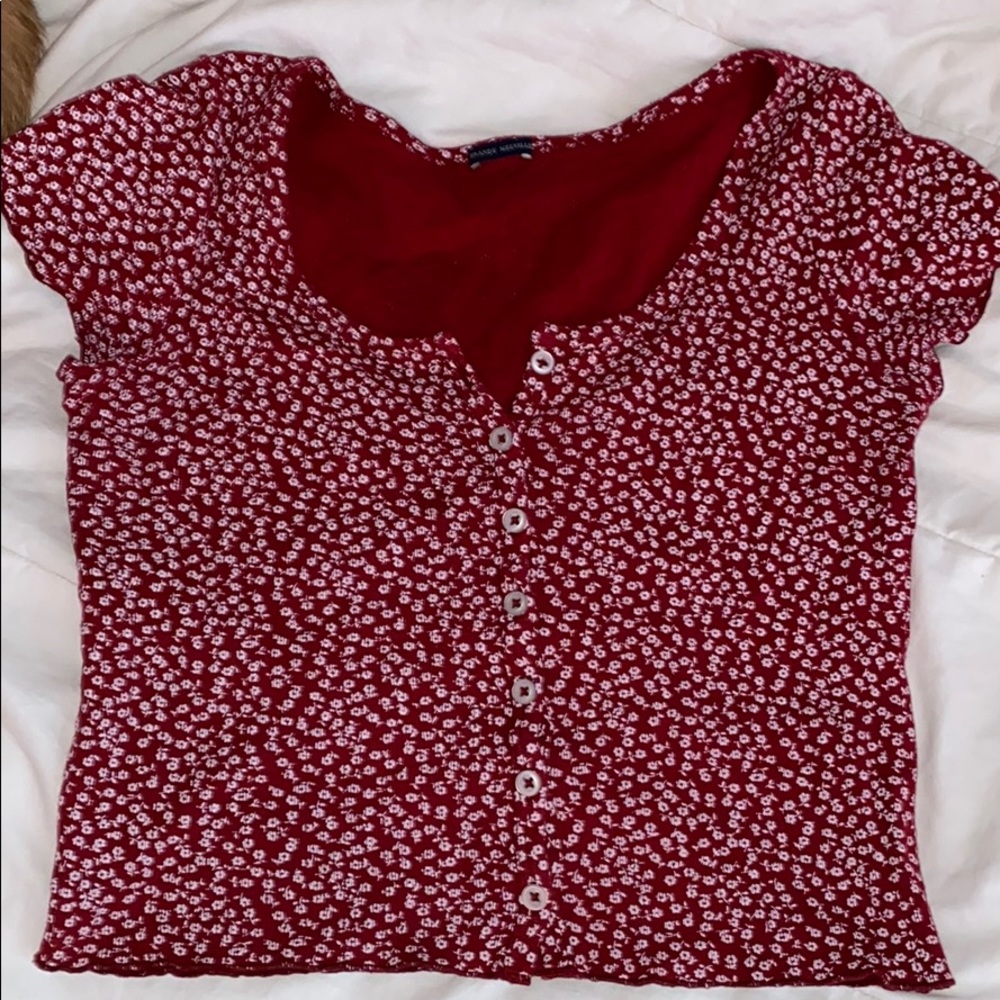 Brandy Melville crop top.
